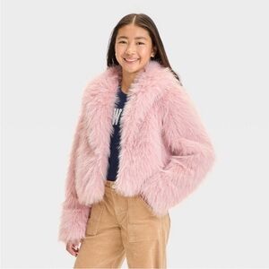 Girl’s Short Faux Fur Pink Jacket NWT